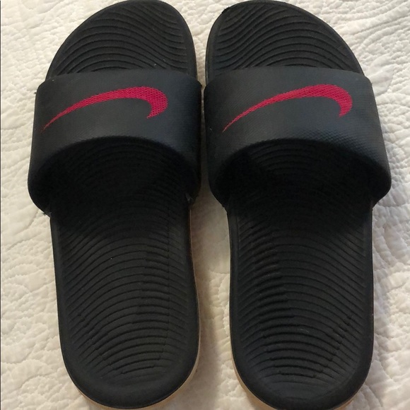 Nike Shoes - nike slides